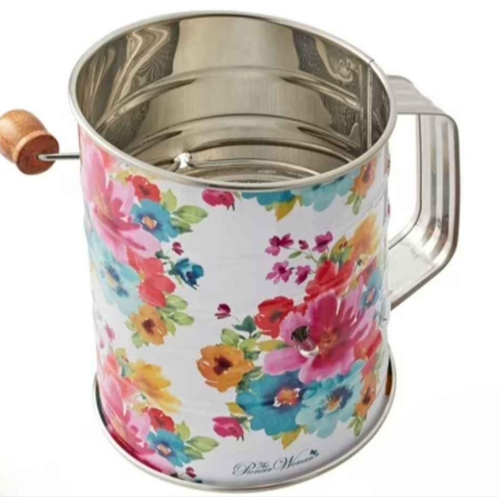 The Pioneer Woman Flour Sifter
